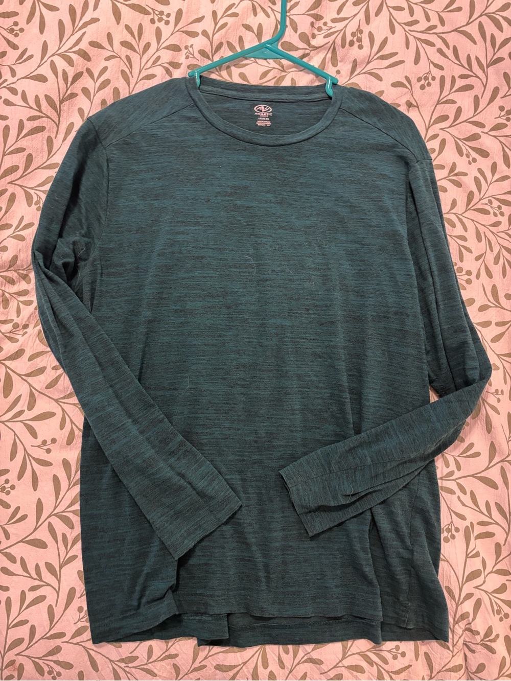 Long sleeve Athletic Tee